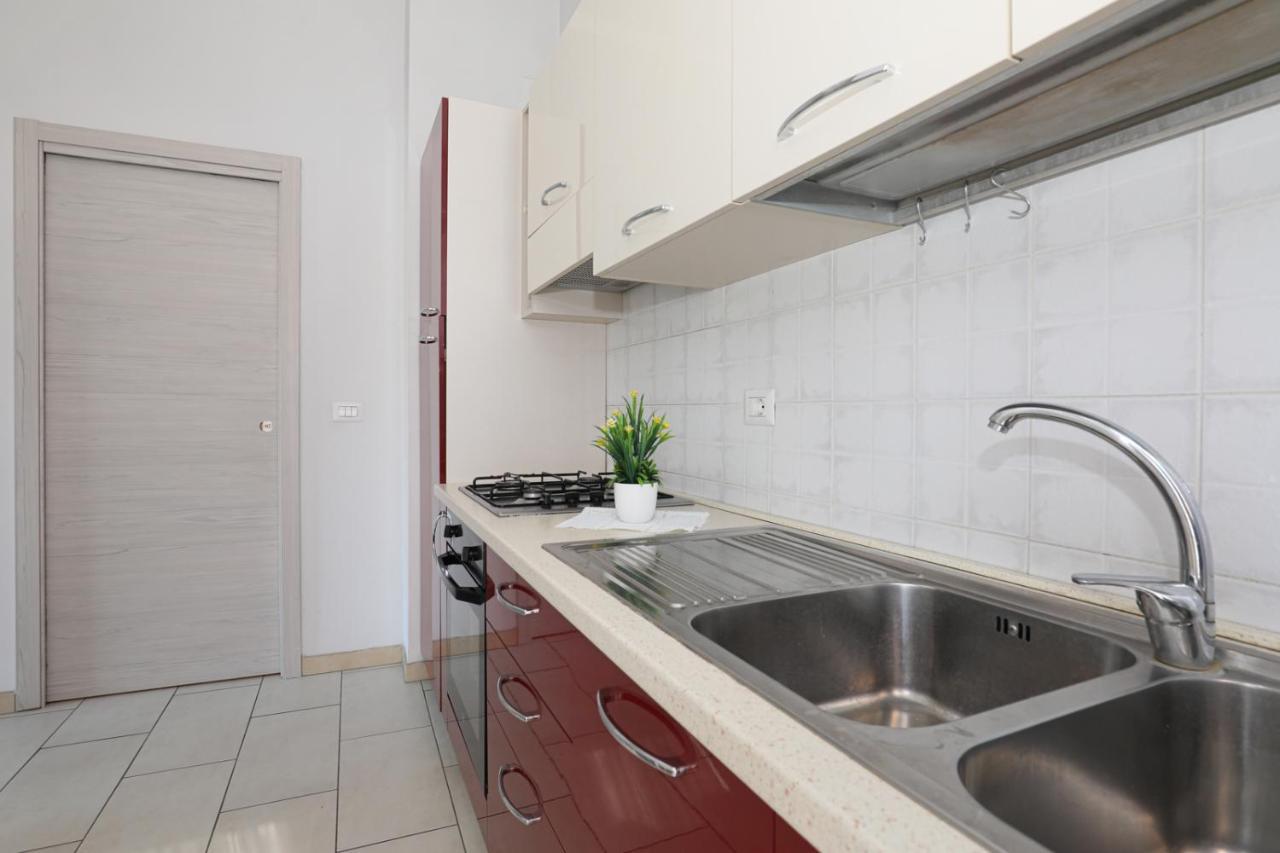 Affittacamere "San Martino Rooms" Genoa Exterior photo